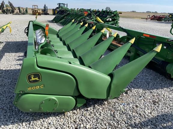 Image of John Deere 608C equipment image 1