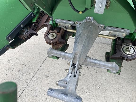 Image of John Deere 608C equipment image 2
