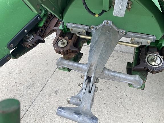 Image of John Deere 608C equipment image 1