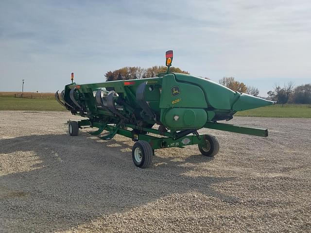 Image of John Deere 608C equipment image 1