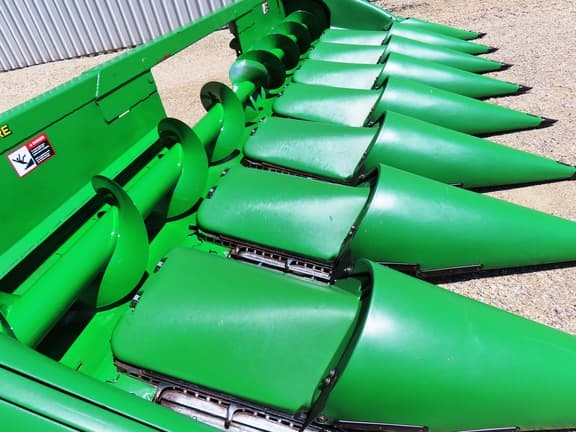 Image of John Deere 608C equipment image 3