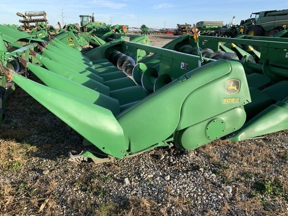 Main image John Deere 608C
