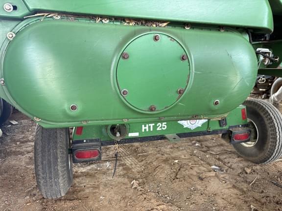 Image of John Deere 608C equipment image 3