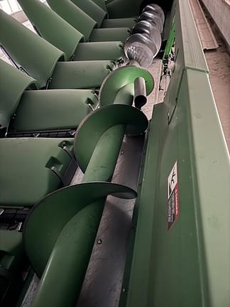 Image of John Deere 608C equipment image 1