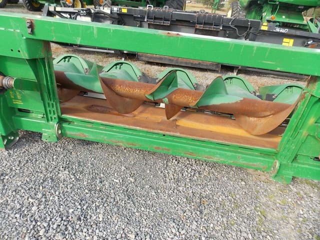Image of John Deere 608C equipment image 3