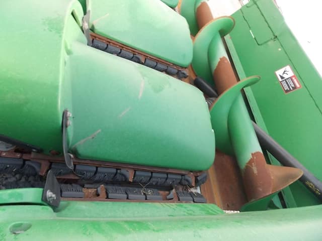 Image of John Deere 608C equipment image 2