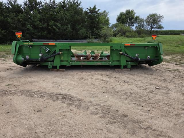 Image of John Deere 608C equipment image 4