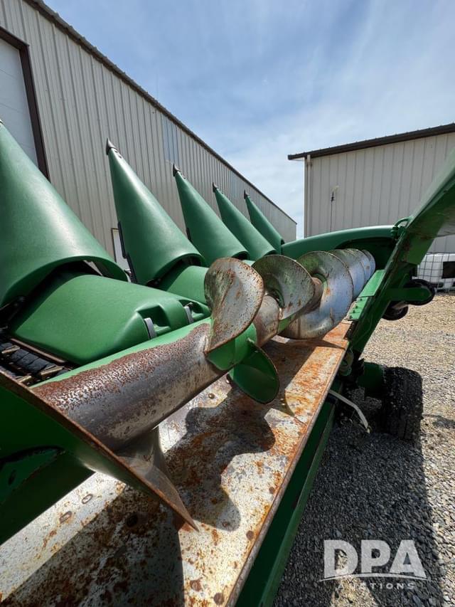 Image of John Deere 608C equipment image 4