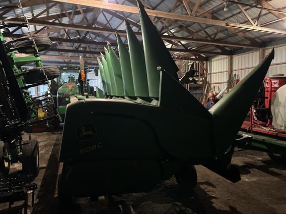 Image of John Deere 608C equipment image 3