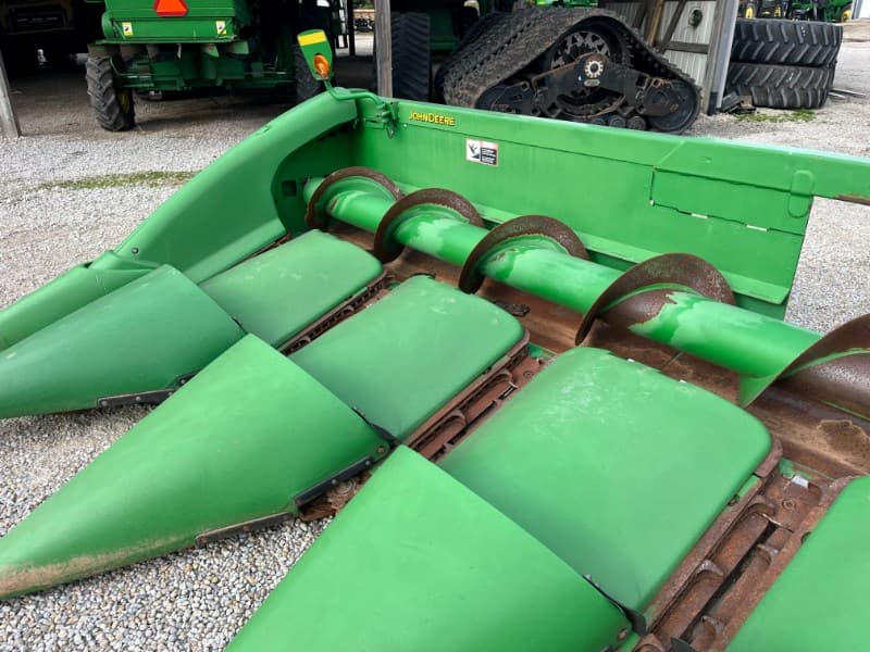 Image of John Deere 608C Image 1