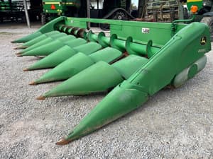 2010 John Deere 608C Image