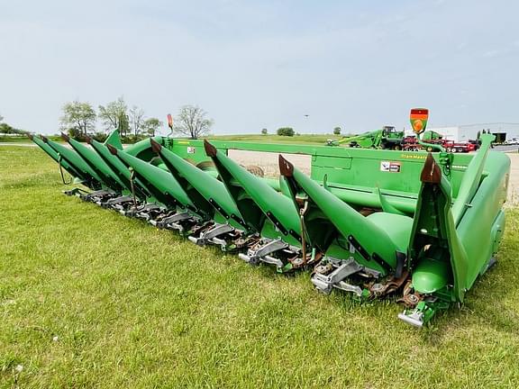 Image of John Deere 608C equipment image 1