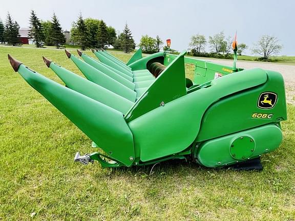 Image of John Deere 608C equipment image 2