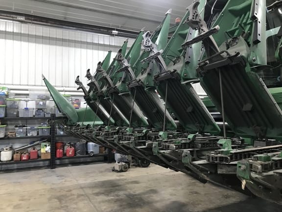 Main image John Deere 608C