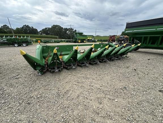 Image of John Deere 608C equipment image 2