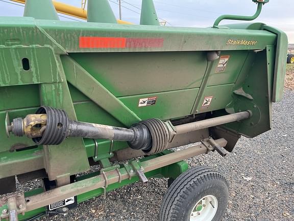 Image of John Deere 608C equipment image 4