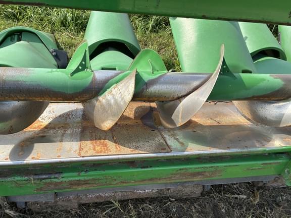 Image of John Deere 608C equipment image 3