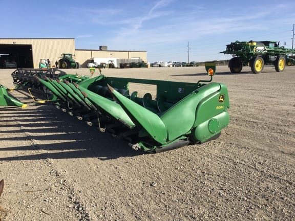 2010 John Deere 608C StalkMaster Image
