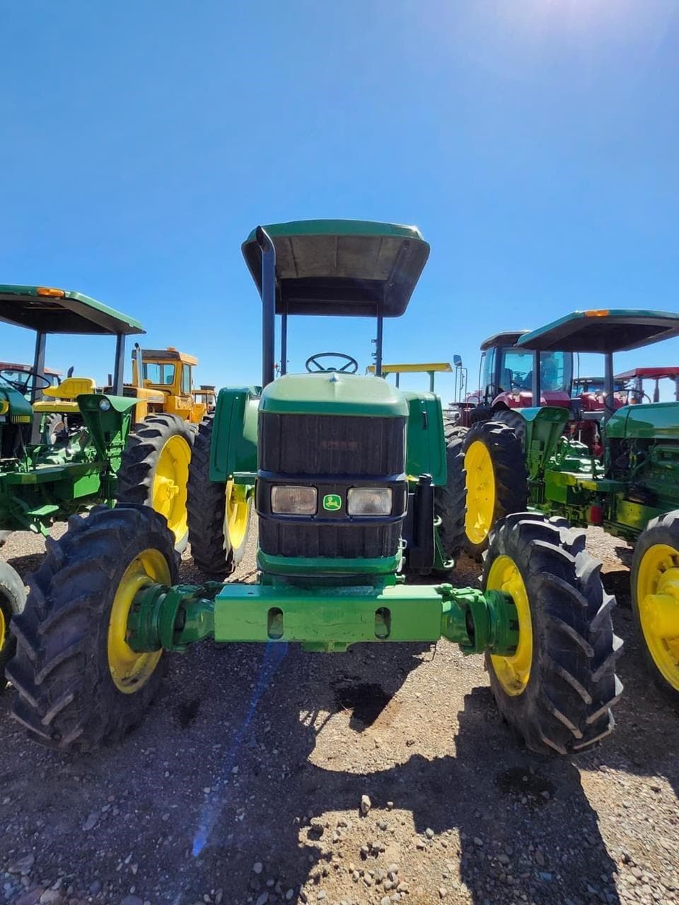 Image of John Deere 6100D Image 1