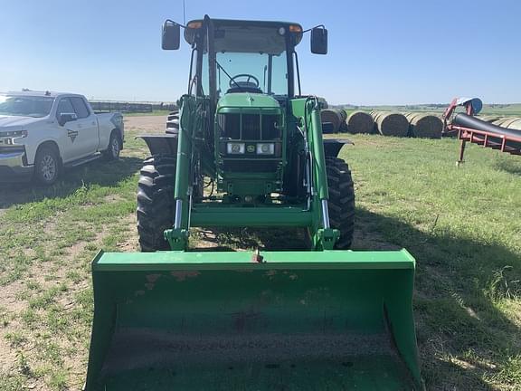 Image of John Deere 6100D equipment image 1