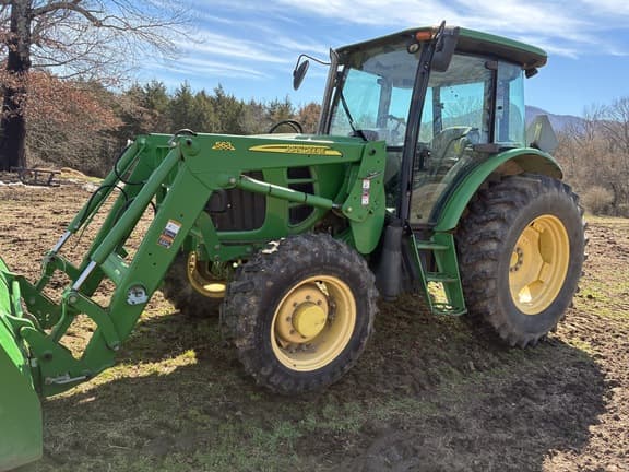 Image of John Deere 6100D equipment image 1
