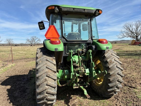 Image of John Deere 6100D equipment image 3