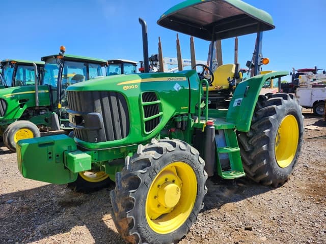 Image of John Deere 6100D equipment image 1