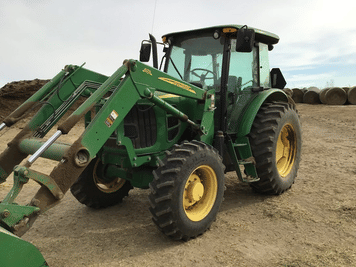 Main image John Deere 6100D