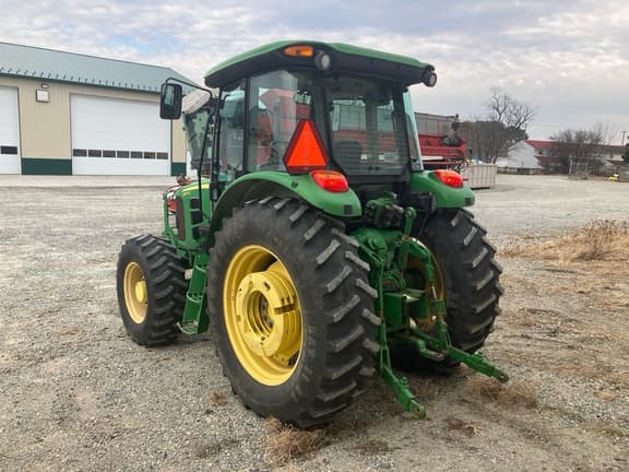 Image of John Deere 6115D equipment image 2
