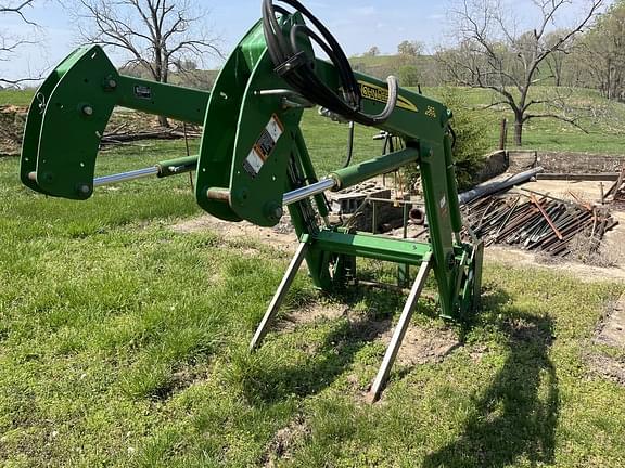 Image of John Deere 6115D equipment image 4