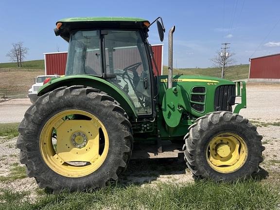 Image of John Deere 6115D equipment image 1