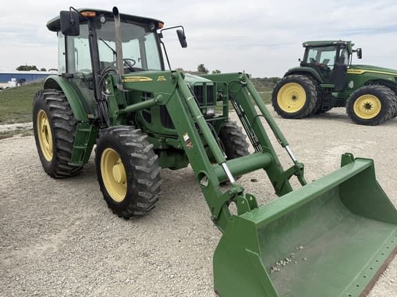 Image of John Deere 6115D equipment image 1