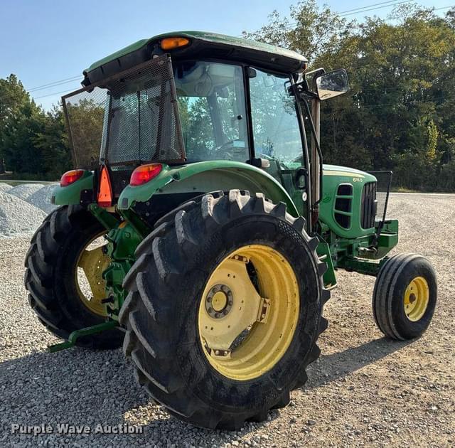 Image of John Deere 6115D equipment image 4