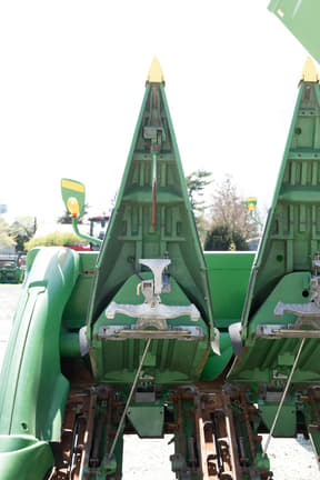 Image of John Deere 612C equipment image 2