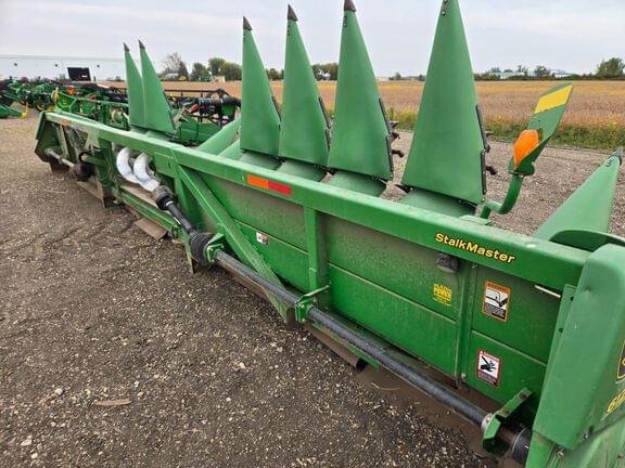 Image of John Deere 612C equipment image 2