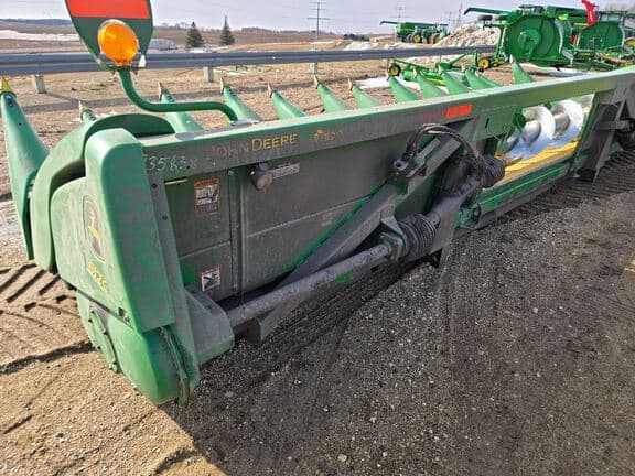 Image of John Deere 612C equipment image 4
