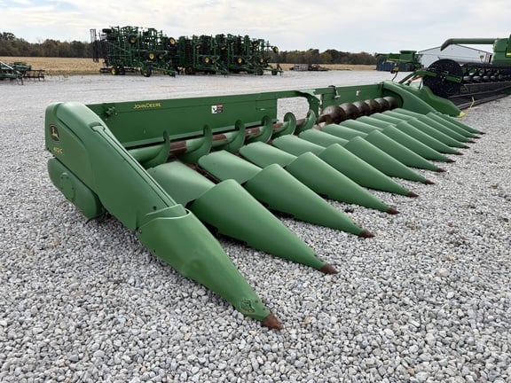 Headers - Row Crop image