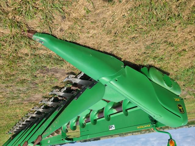 Image of John Deere 612C equipment image 4