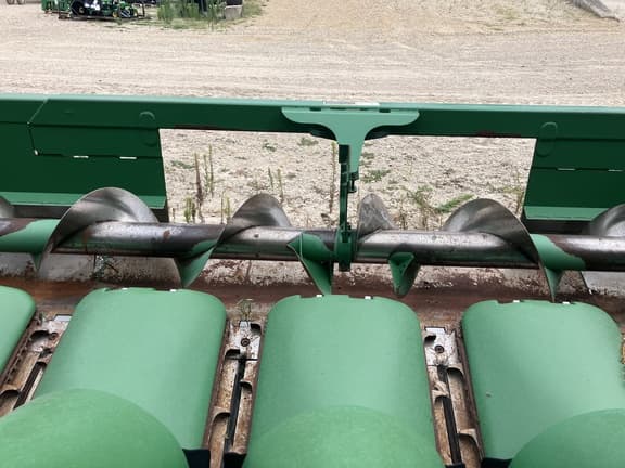 Image of John Deere 612C equipment image 3