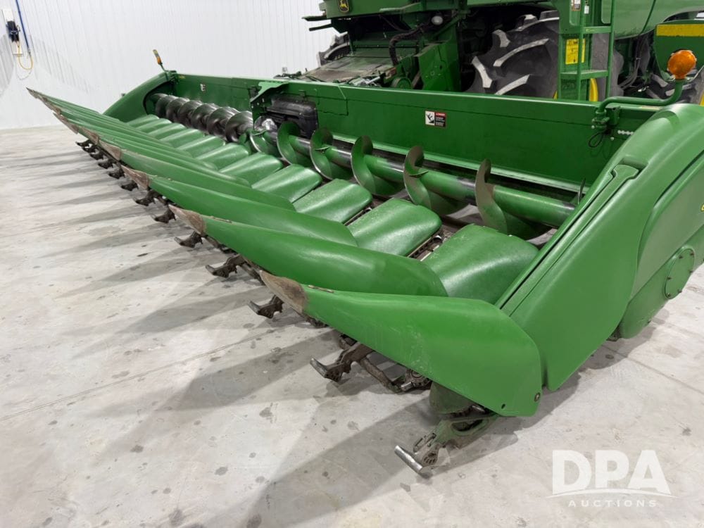 2010 John Deere 612C Equipment Image0