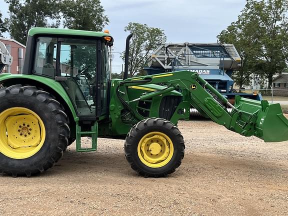 Image of John Deere 6230 equipment image 1