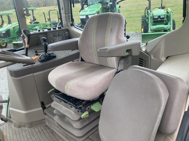 Image of John Deere 6230 equipment image 4