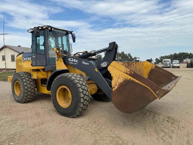 Image of John Deere 624K equipment image 4