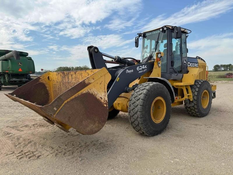 2010 John Deere 624K Equipment Image0