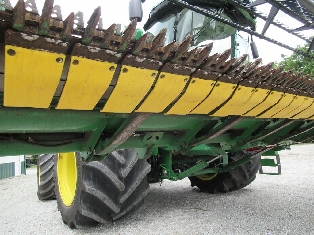 Image of John Deere 625F Primary image