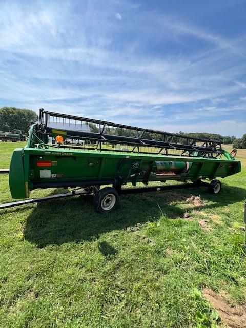 Image of John Deere 625F equipment image 3