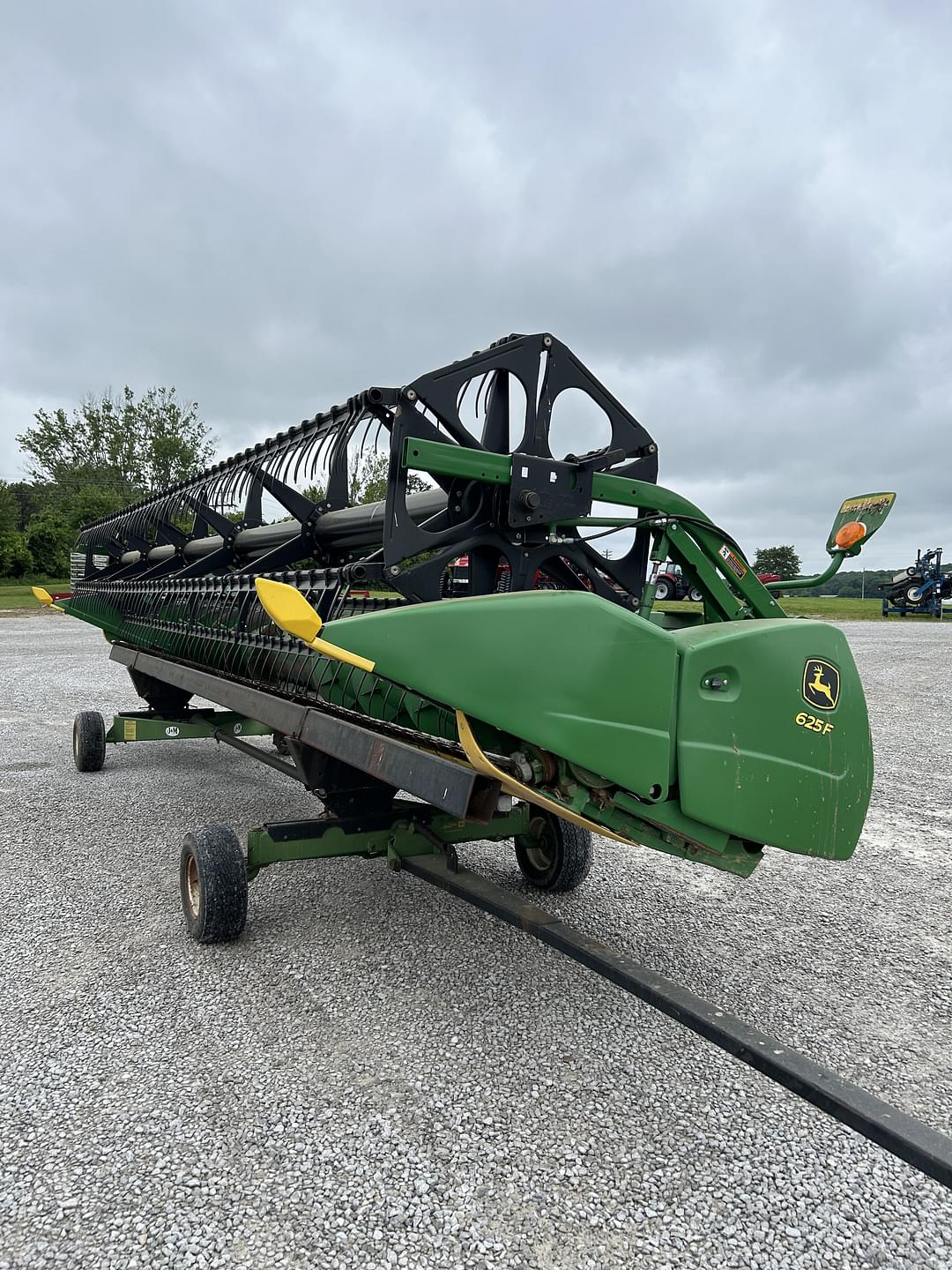 Image of John Deere 625F Image 0