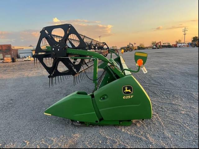 Image of John Deere 625F equipment image 3