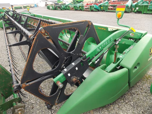Image of John Deere 625F equipment image 3