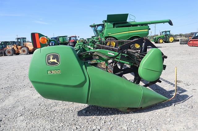 Image of John Deere 630D equipment image 3